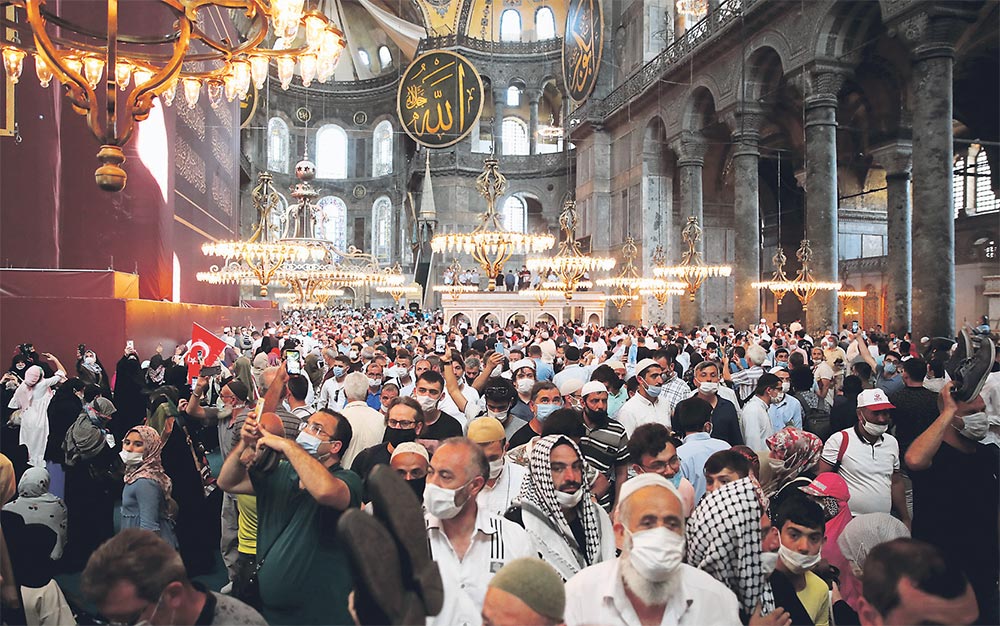 박물관서 모스크 전환 성 소피아 무슬림들 예배