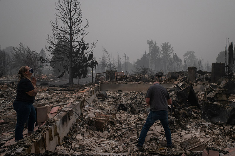 서부 산불 사망자 31명으로…”대기질도 역대최악”