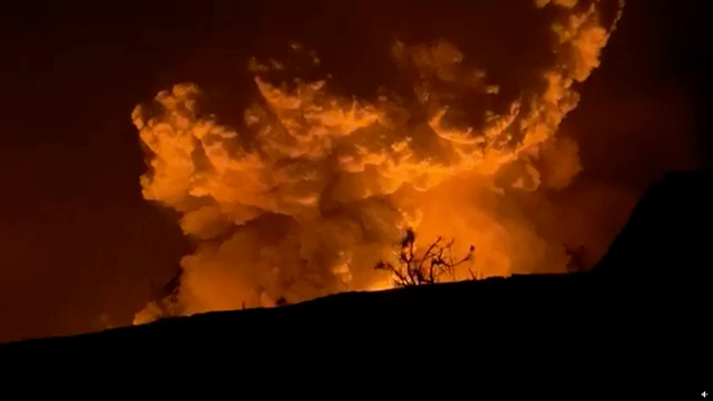 하와이 킬라우에아 화산 폭발…50ｍ 높이로 시뻘건 용암 분출