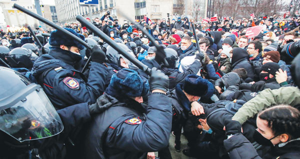 러시아 전역서 “나발니 석방하라” 시위