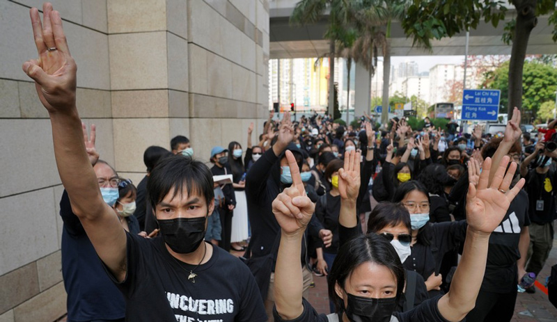 국무 “홍콩 민주인사 47명 석방하라”…중 “간섭말라”