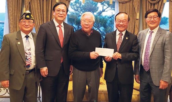 한국전 참전 용사비 3만달러 기부