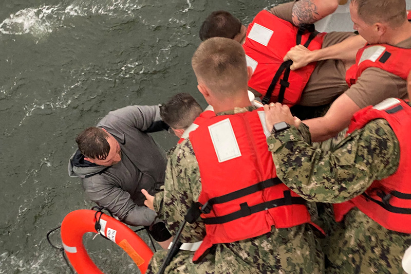 멕시코만서 강풍에 특수선박 전복…1명 사망, 12명 실종