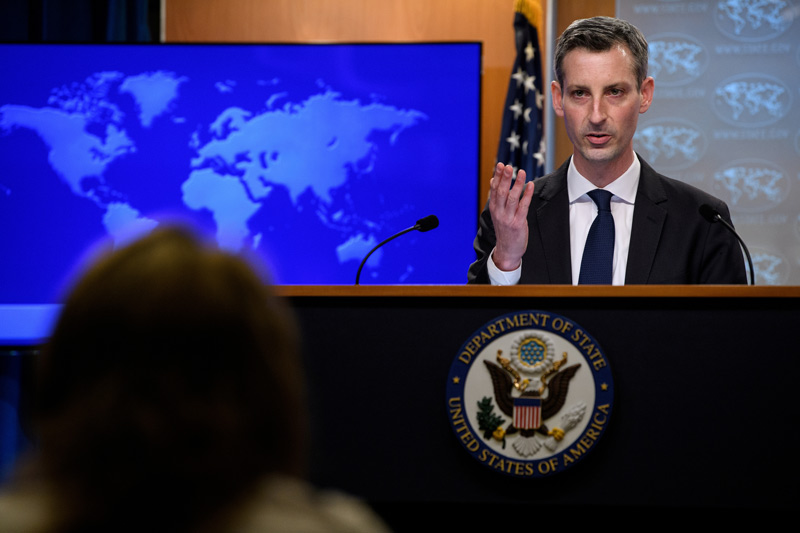 미 “모든 미국인 인도 떠나라”…대사관 직원 출국허가도 검토