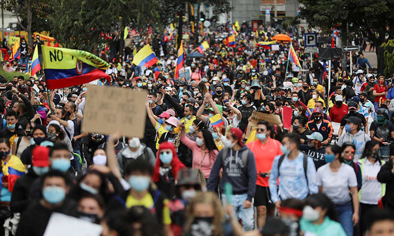 콜롬비아 세제개편 저항 계속…시위 격화에 6명 사망