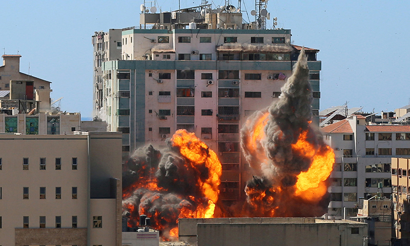 이스라엘군 외신건물 폭격에 백악관 “언론 안전보장 가장 중요”