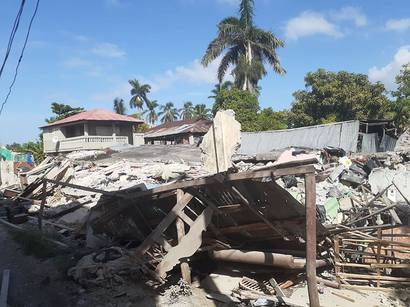 아이티 강진 피해 ‘눈덩이’…사망 724명·부상 2천800명
