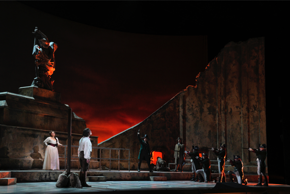 20개월만에 돌아온 SF 오페라 첫공연은 ‘토스카’