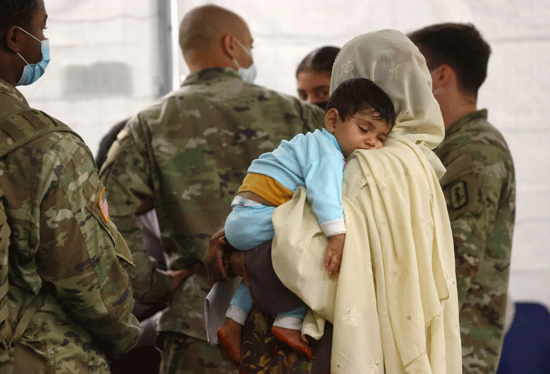 미국의 철군 완료 D-1…아프간 대피자 1천200명으로 줄어