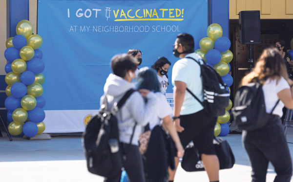 LA 교육구, 중·고교 찾아가 백신 접종