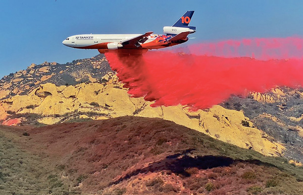 샌타바바라 산불 확산…“‘서부 백악관’ 지켜라”
