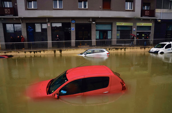 겨울 홍수에 몸살 앓는 스페인