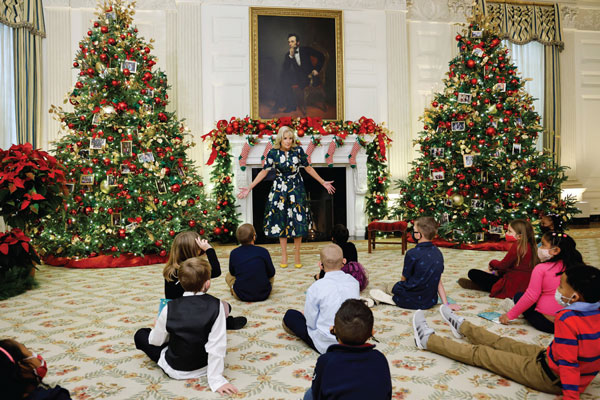 바이든 백악관 첫 성탄 장식… “통합 염원”