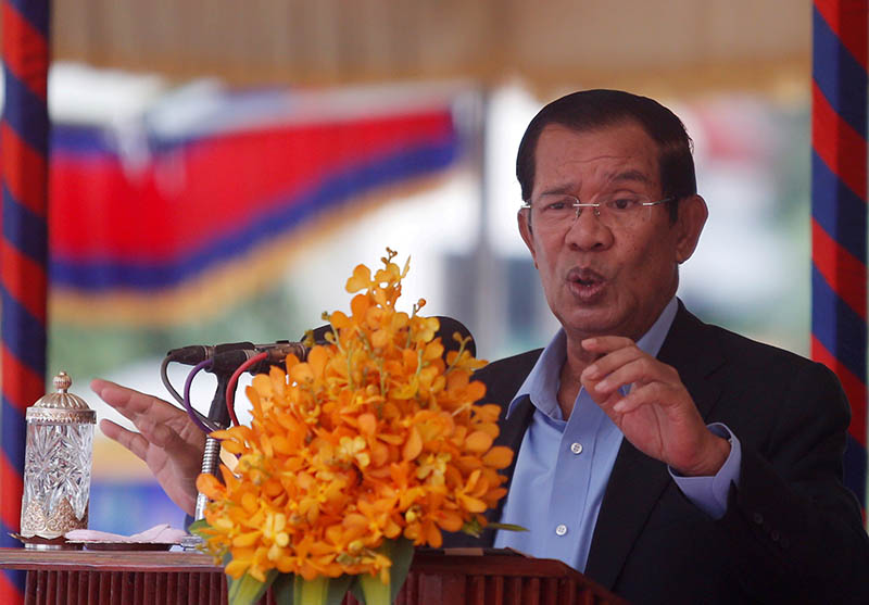 미국, ‘친중국’ 캄보디아에 무기 금수·수출 제한
