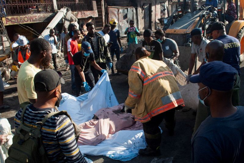 아이티서 또 대형 참사…연료트럭 폭발해 최소 60명 숨져