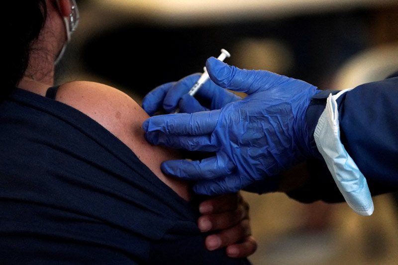 CDC “가장 안전한 코로나19 방어수단은 결국 백신”