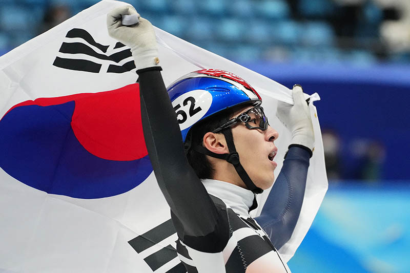 [올림픽] 쇼트트랙 황대헌, 한국 선수 9번째 다관왕 도전 ‘계주만 남았다’