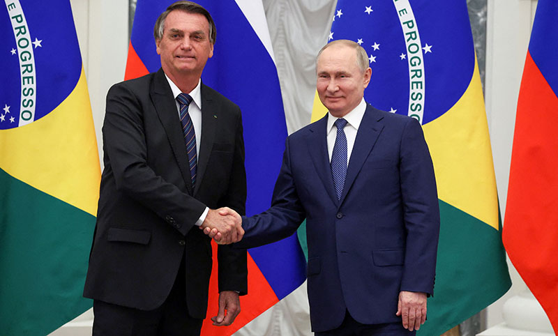 [우크라 침공] 브라질 대통령 “푸틴과 통화…중립 지키겠다고 말해”