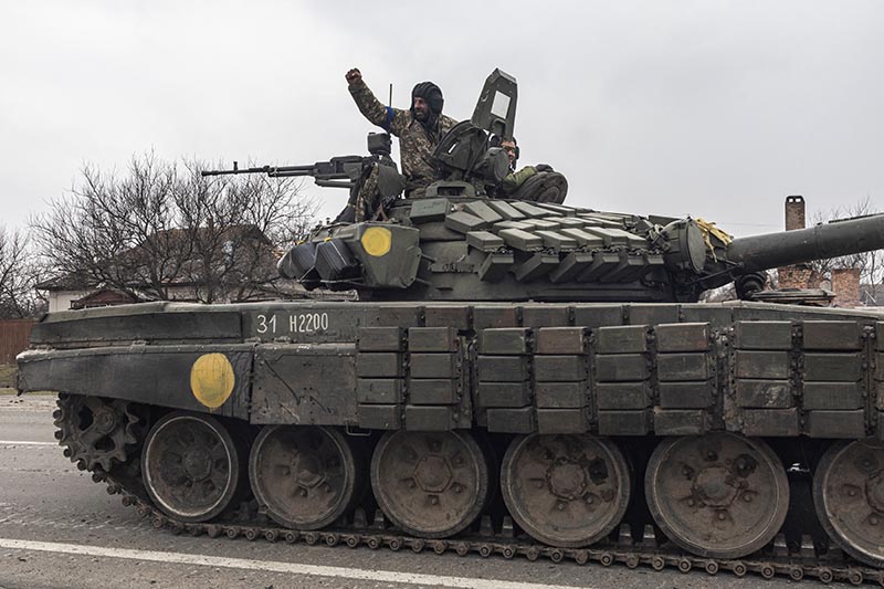 [우크라 침공] 돈바스 탱크전 벌어질 듯…21세기 전쟁에도 탱크 필수