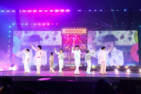 방탄소년단, 韓·美 투어로 빌보드 ‘톱 투어’ 반년 기준 4위