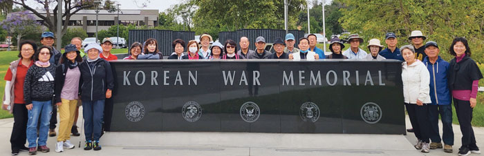 메모리얼 데이 맞아 한국전 기념비 방문