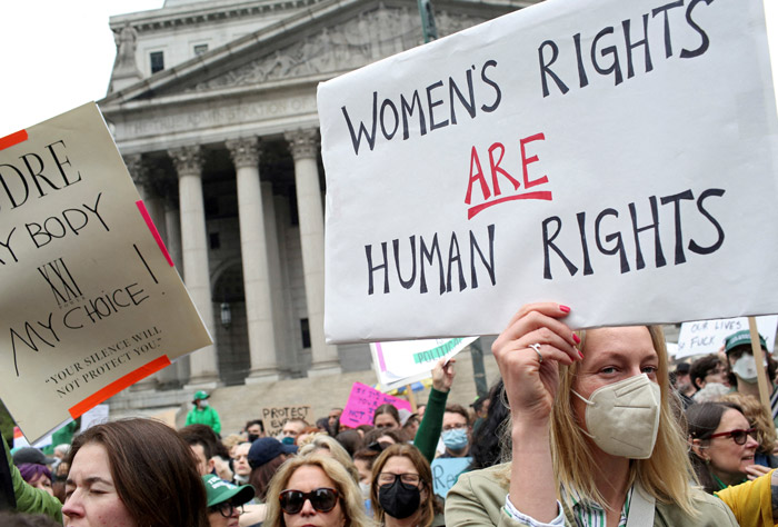 “지역마다 다른 낙태규정이 정상인가”…NYT, 사설로 대법원 비판