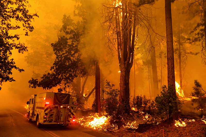 캘리포니아 등 서부 산불 확산…주민 대피령