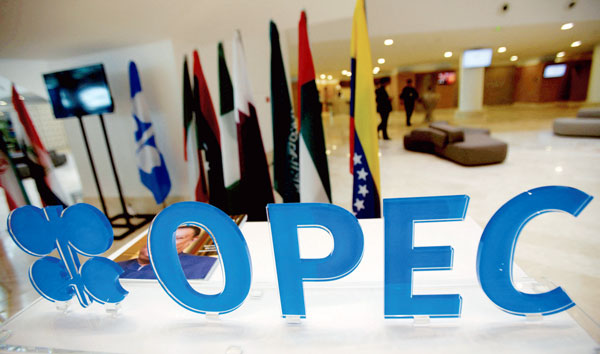 OPEC+, 100만배럴 감산 검토…“세계 경제에 또 다른 찬물”