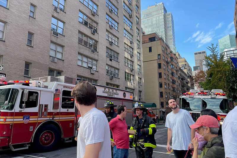 뉴욕 37층 아파트서 소형이동장치 배터리 화재…38명 부상