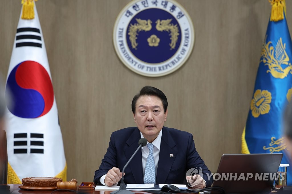 업무개시명령 확대도 검토… 한국 화물연대 가처분·소송 ‘맞불’