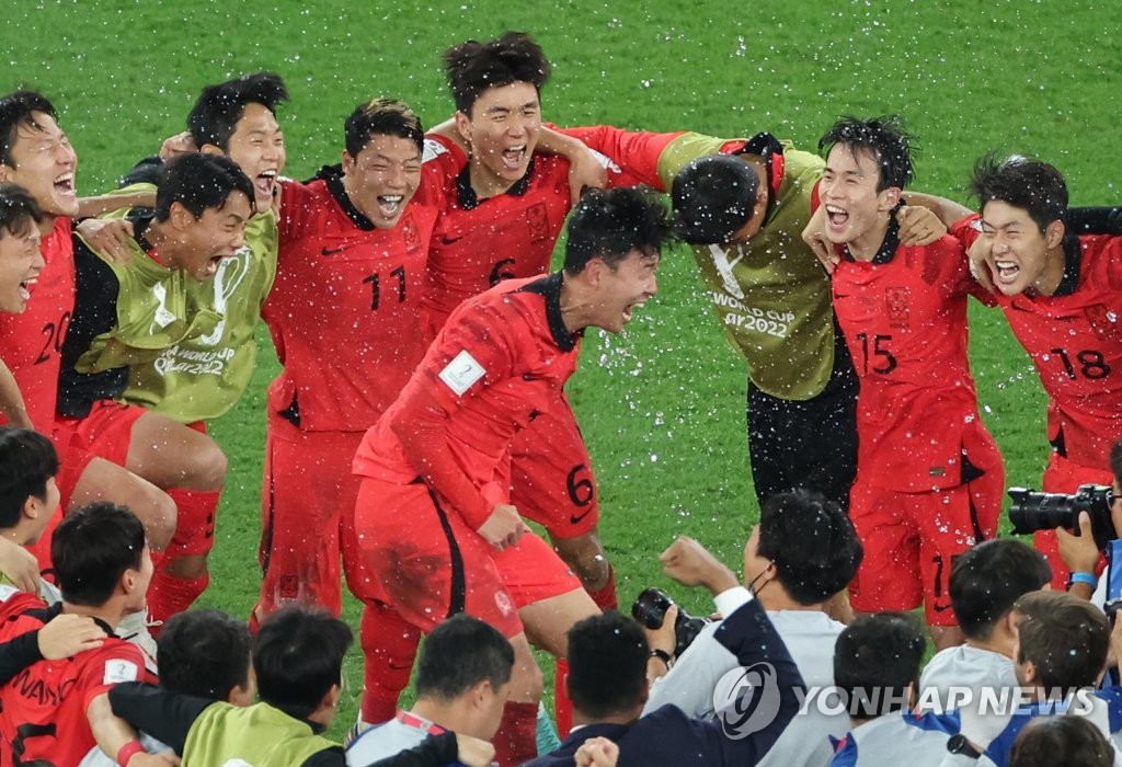 [월드컵] “한국, 드라마 같은 16강 진출”…외신도 주목