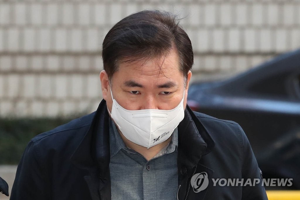 ‘빚 7천만원’ 유동규, ‘대선자금 재판’ 국선 변호인 선임