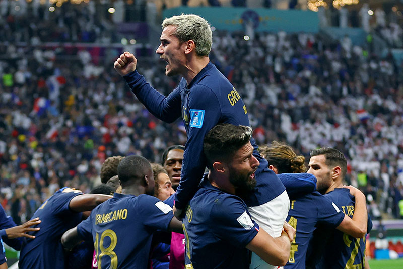 [월드컵] 2연패 도전 프랑스, 잉글랜드 2-1 제압하고 4강행…지루 결승골