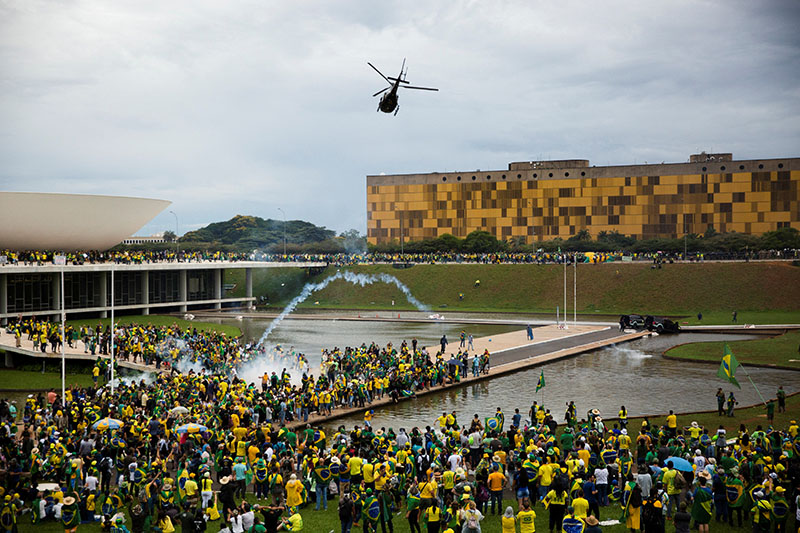 美 ‘브라질 대선불복 폭동’에 강한 우려…바이든 “충격적, 규탄”