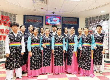 평화선교한국무용단 학생팀, 몽고메리카운티 설행사서 공연