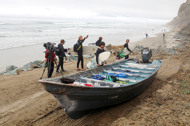 캘리포니아 해안서 밀입국선 전복…최소 8명 사망