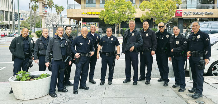 LAPD 간부급들 한인타운 도보순찰