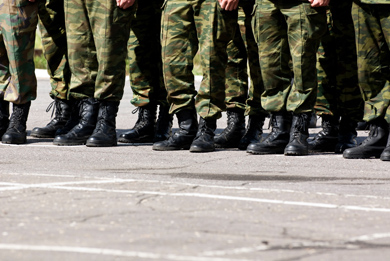 하와이 주둔 군인, 급여 삭감 가능성 제기