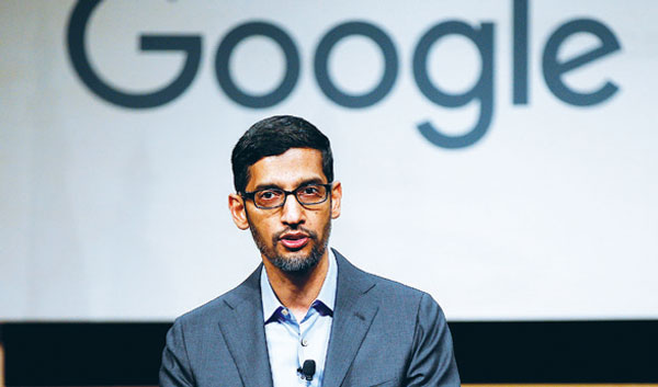 구글 CEO “AI 챗봇, 검색사업에 위협 안돼…구글 검색능력 강화”
