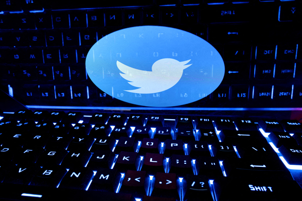트위터, 주식·코인거래 ‘이토로’와 연계…투자정보 확대