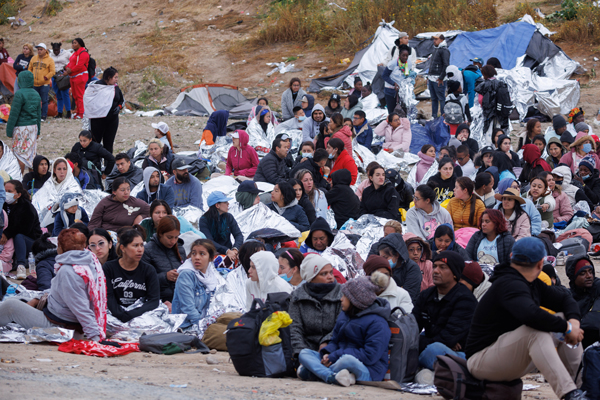 즉각 추방 폐지 임박에 미국行 이민자 급증…美 “국경개방 아냐”