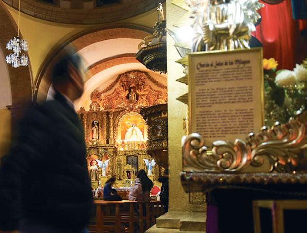 “낮엔 천사, 밤엔 악마”…볼리비아 성직자들, 성학대 추문