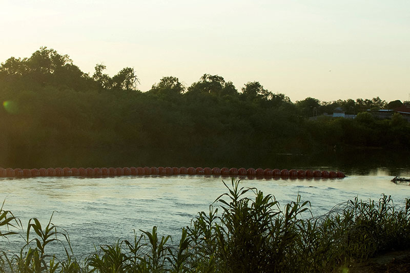 멕시코, 美에 ‘텍사스 수중장벽’ 철거 요구… “협약 위반”