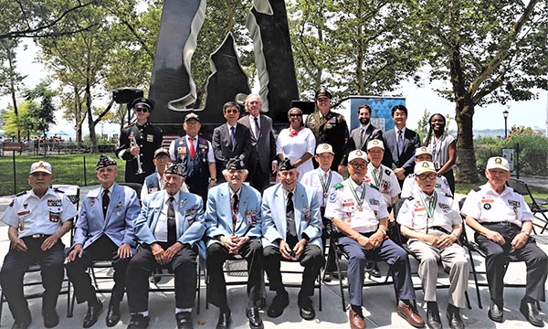 배터리팍 참전용사 기념비 앞서 한국전 정전 70주년 기념식