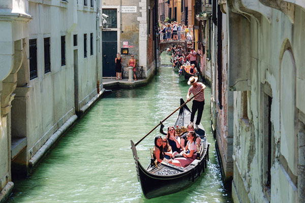 ‘옐로카드’ 받은 ‘물의 도시’ 베네치아