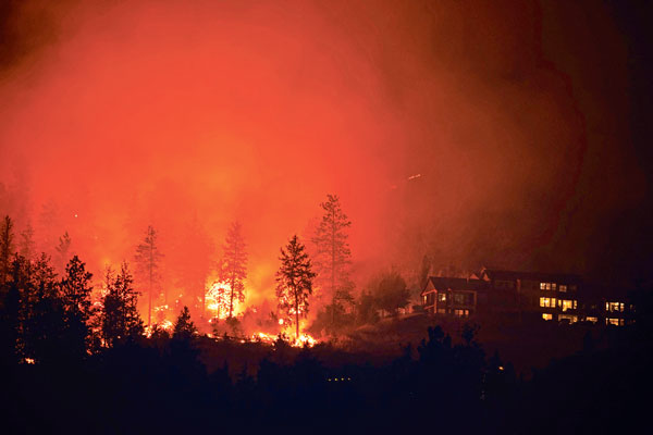 캐나다 서부도 ‘산불대란’…  1천건 동시다발