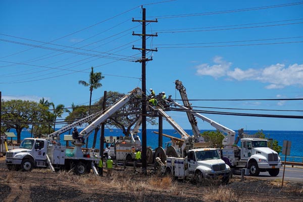 하와이 산불 원인 공방…당국 손배소에 전기회사 “전선 탓 아냐”