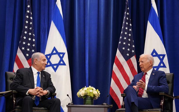 바이든 만난 네타냐후 “이스라엘-사우디 역사적 평화 구축 가능”
