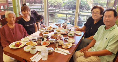 하와이 한식 세계화의 첫 발, 김치식당 이민 1세대 전씨 가족 대를 잇는 삶의 터전