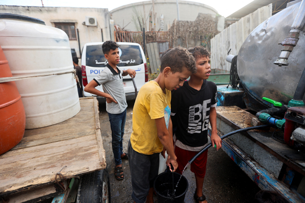 [이·팔 전쟁] 바이든 “이집트, 인도 지원 트럭 20대 가자지구 진입 허용”